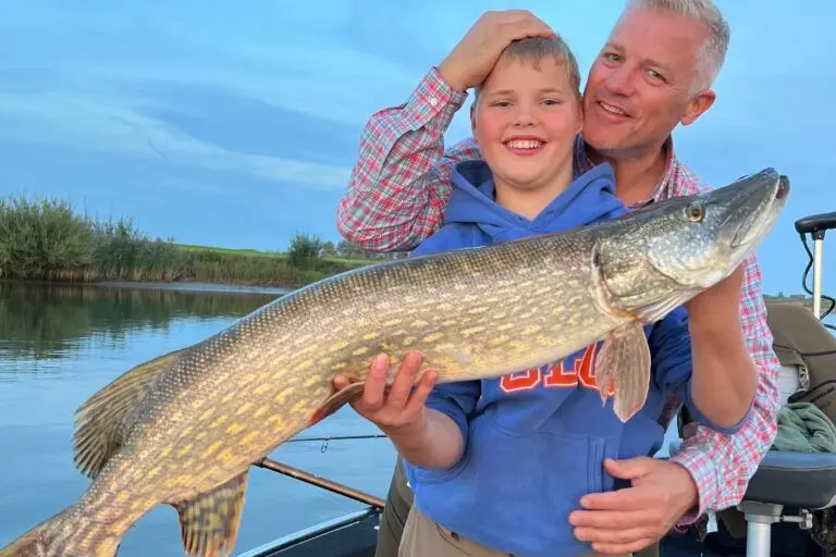 Predator guiding 3 days: All inclusive boat, guide, overnight stay and meals